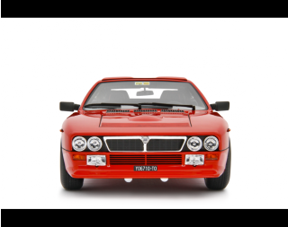 Lancia 037 Rally Stradale 1982 Rosso Laudoracing 1:18 Resinemodell (Türen, Motorhaube... nicht zu öffnen!)